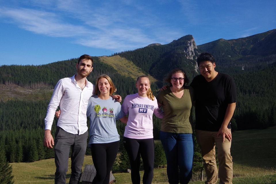 poland-zakopane-excursion-students-in-mountains open API programs